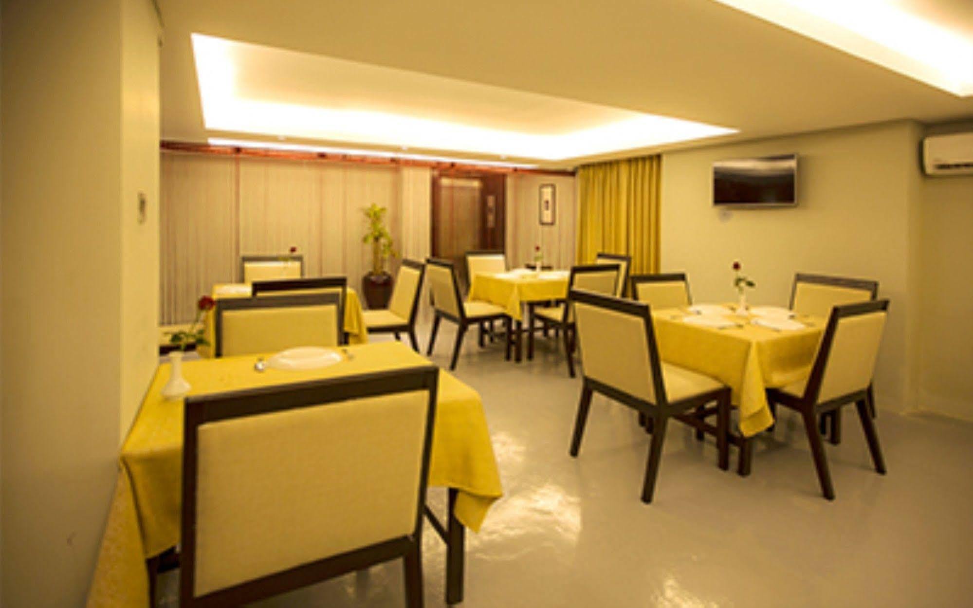 Shwe Pyi San Yar Hotel Yangon Luaran gambar