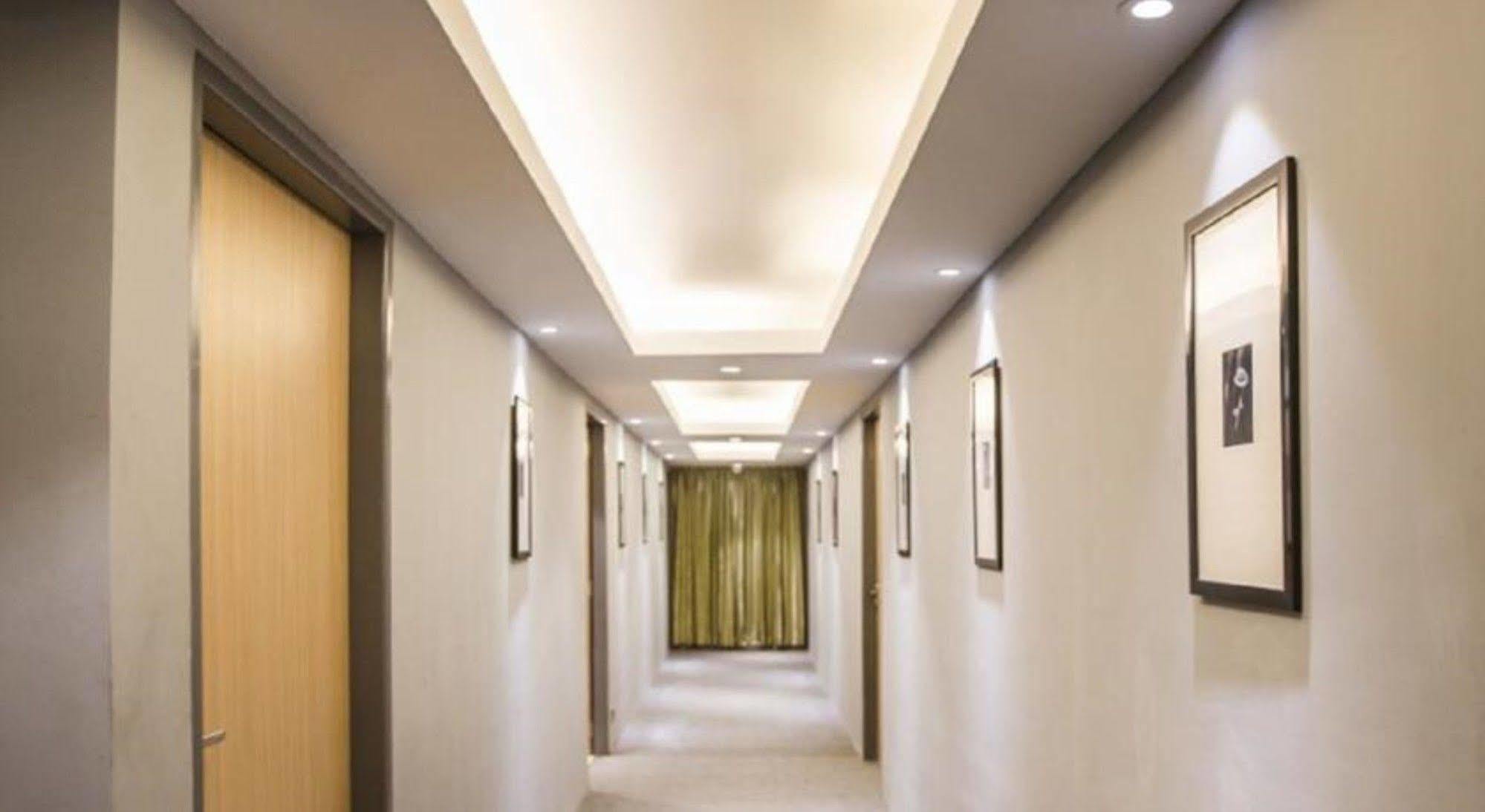 Shwe Pyi San Yar Hotel Yangon Luaran gambar